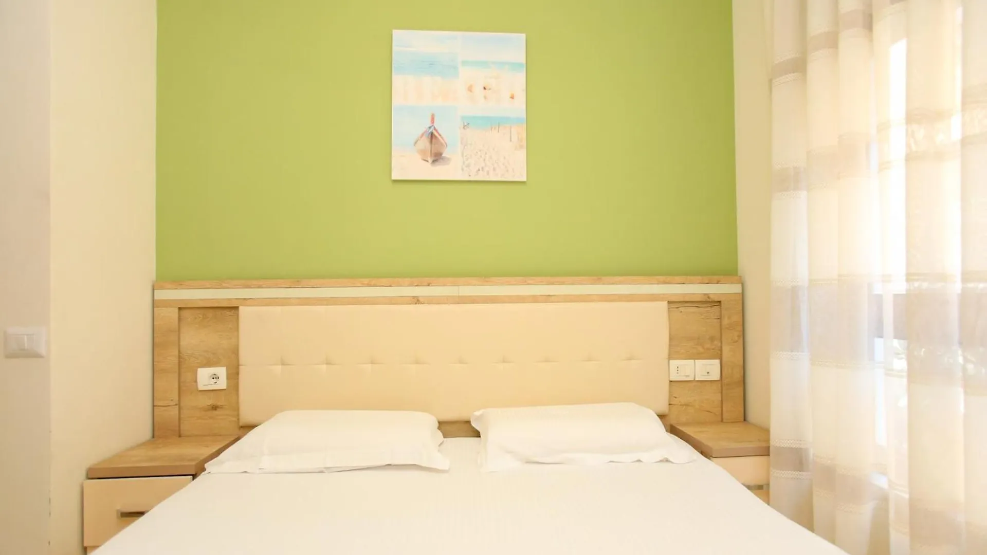 Spacious Apartment For Five Guests Vlorë 0*,