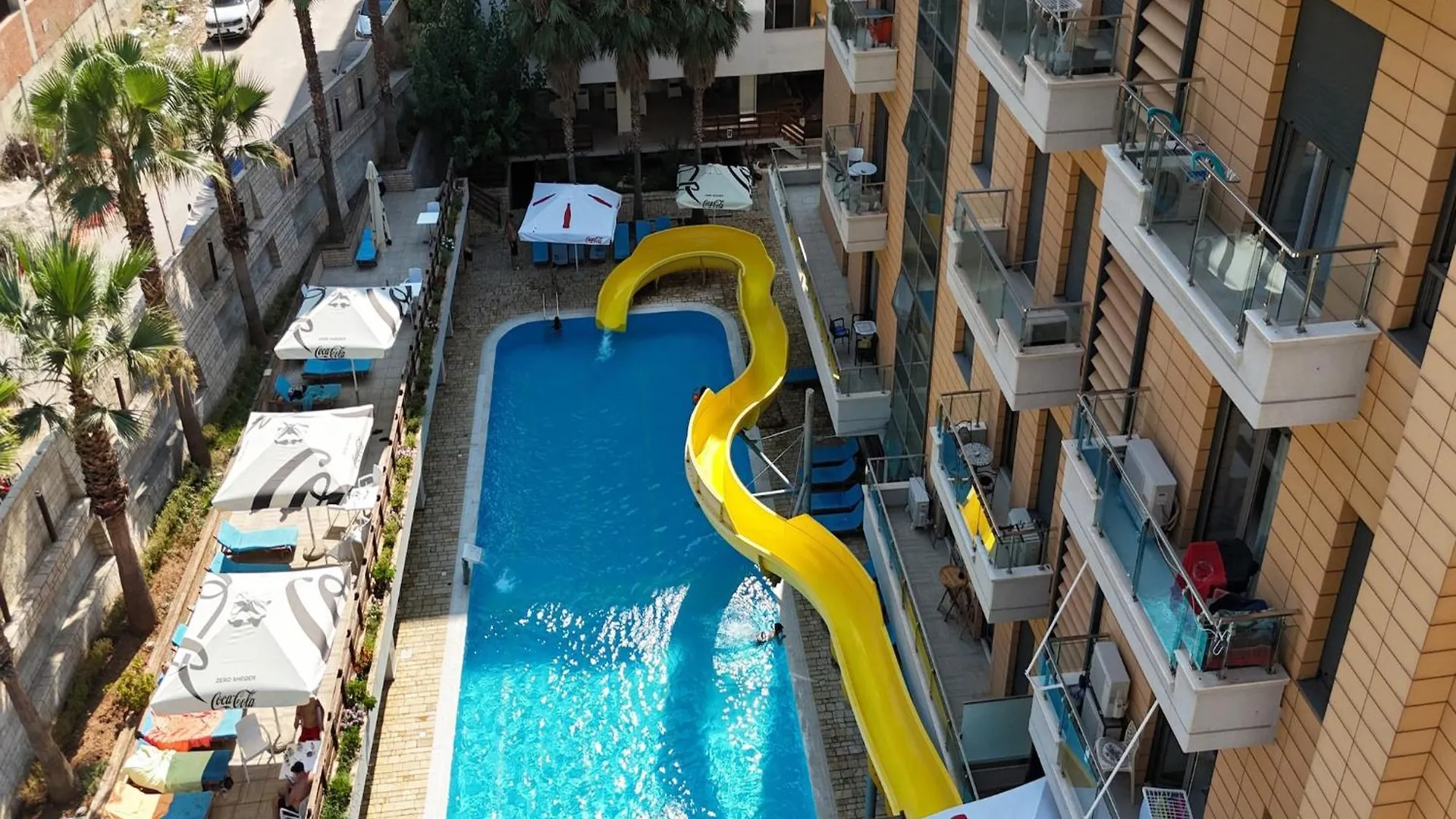 Spacious Apartment For Five Guests Vlorë
